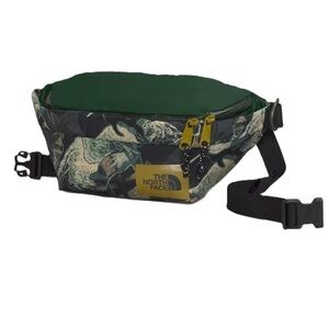 The North Face NWT Lumbar Mountain Pack